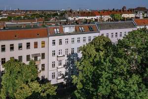 Vermietete 3-Zi-Wohnung mit privater Dachterrasse und traumhaften Blick auf den Volkspark Hasenheide – Die vollständige Adresse der Immobilie erhältst du vom Anbieter., 12049 Neukölln (Ortsteil), Berlin – Vorschaubild 1