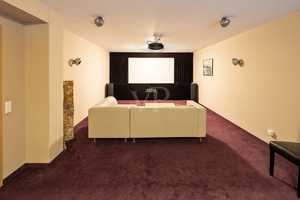Stilvolles, modernes Haus mit exklusivem Heimkino, Sauna und großem Garten – Dachau (Kreis) – Vorschaubild 15