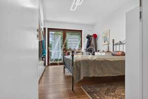Wiehre ... die City vor der Tür und trotzdem ruhig .... gepflegte 3-Zi-Wohnung mit zwei Balkonen !! – 79100 Unterwiehre-Nord, Freiburg im Breisgau – Vorschaubild 24