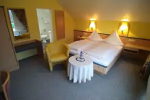 Hotel/ Appartementhaus/ Büro/ Praxis/ Altenpflege im Wesertal – Jahnweg 1a, 37688 Höxter (Kreis) – Vorschaubild 24