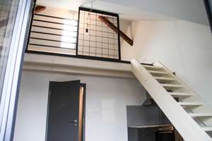 Stilvolle 1-Raum-DG-Maisonette mit gehobener Innenausstattung mit EBK in Koblenz – Wellingsweg 12, 56072 Metternich, Koblenz – Vorschaubild 1