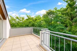 Moderne Dachgeschosswohnung mit traumhaftem Ausblick – 53129 Dottendorf, Bonn – Vorschaubild 8