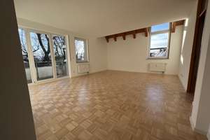 Schöne 3-Zimmer-Wohnung mit Balkon