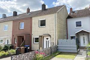 Reihenmittelhaus mit großem Potential auf Erbpachtgrundstück - Ihr neues Zuhause in Lübeck  – Die vollständige Adresse der Immobilie erhältst du vom Anbieter., 23556 Sankt Lorenz Nord, Lübeck – Vorschaubild 4