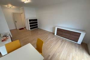Stilvolle Balkon-Whg im LIVING 108! **Fitnessraum / Dachterrasse** – Chausseestraße 108, 10115 Mitte (Ortsteil), Berlin – Vorschaubild 6