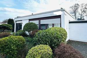 Naturnahes Wohnen in Köln: bezugsfreier Bungalow mit Sauna und Garten nahe Fühlinger See