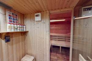 Luxuriöses Zweifamilienhaus mit Pool, Wellness & großem Garten in zentraler Lage von Hannover – Die vollständige Adresse der Immobilie erhältst du vom Anbieter., 30655 Groß-Buchholz, Hannover – Vorschaubild 11