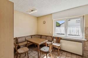 Platz für die Familie – gepflegtes Einfamilienhaus mit Garten und Garage in Mücke / Ober-Ohmen! – Die vollständige Adresse der Immobilie erhältst du vom Anbieter., 35325 Mücke – Vorschaubild 4