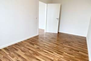Außergewöhnlicher Ausblick! 2 Zimmerwohnung in "luftiger Höhe"! – Graeffstr. 1, 50823 Neuehrenfeld, Köln – Vorschaubild 12