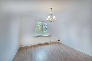 Viel Platz, viele Möglichkeiten: Ein-/Zweifamilienhaus mit separatem Bungalow in beliebter Lage! – Die vollständige Adresse der Immobilie erhältst du vom Anbieter., 42659 Burg/Höhscheid, Solingen – Vorschaubild 6