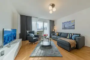 Property thumbnail 1