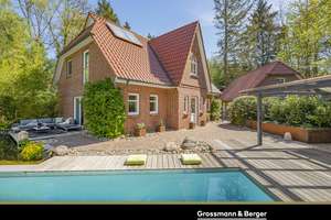Top-Einfamilienhaus mit Pool in Villenlage – Die vollständige Adresse der Immobilie erhältst du vom Anbieter., 21337 Wilschenbruch, Lüneburg – Vorschaubild 1
