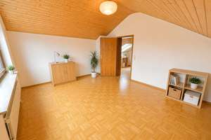 Zweifamilienhaus mit 2x Gärten und viel Platz – Die vollständige Adresse der Immobilie erhältst du vom Anbieter., 72768 Degerschlacht, Reutlingen – Vorschaubild 16