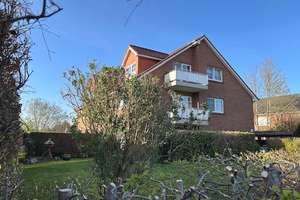 Grüne Oase am Stadtrand - Wohnung mit Gartenanteil