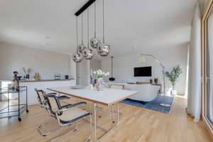 4-Zimmer-Traum im 1. Obergeschoss mit 3 Balkonen – Die vollständige Adresse der Immobilie erhältst du vom Anbieter., 45133 Bredeney, Essen – Vorschaubild 3