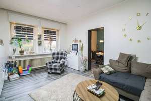 Familienhaus mit Charakter, Garten und vielen Nutzungschancen  – Die vollständige Adresse der Immobilie erhältst du vom Anbieter., 47226 Hochemmerich, Duisburg – Vorschaubild 2