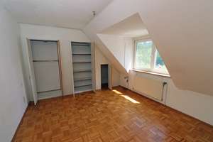Charmante Dachgeschosswohnung mit Balkon, Garage und zusätzlicher Nutzfläche – Die vollständige Adresse der Immobilie erhältst du vom Anbieter., 30629 Misburg-Nord, Hannover – Vorschaubild 4