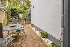 Schickes "KfW-55-Standard" saniertes Townhouse in Krefeld-City * ca. 176 m² Wfl. * sofort frei! * – Krefeld – Vorschaubild 3
