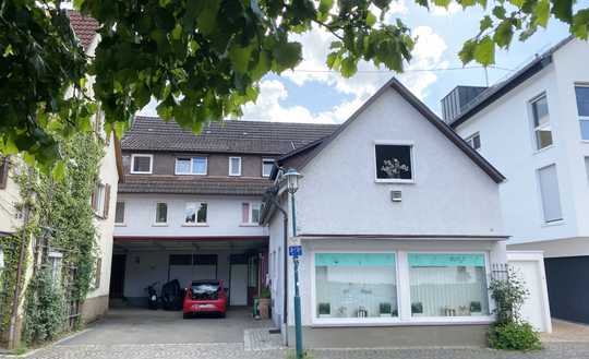 Wohn- und Geschäftshaus in Ortskernlage
