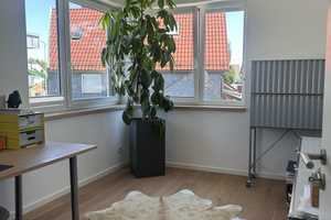 
Moderne Doppelhaushälfte mit 2 Garagen, Terrasse, Garten & Pool – Rhein-Sieg-Kreis – Vorschaubild 14