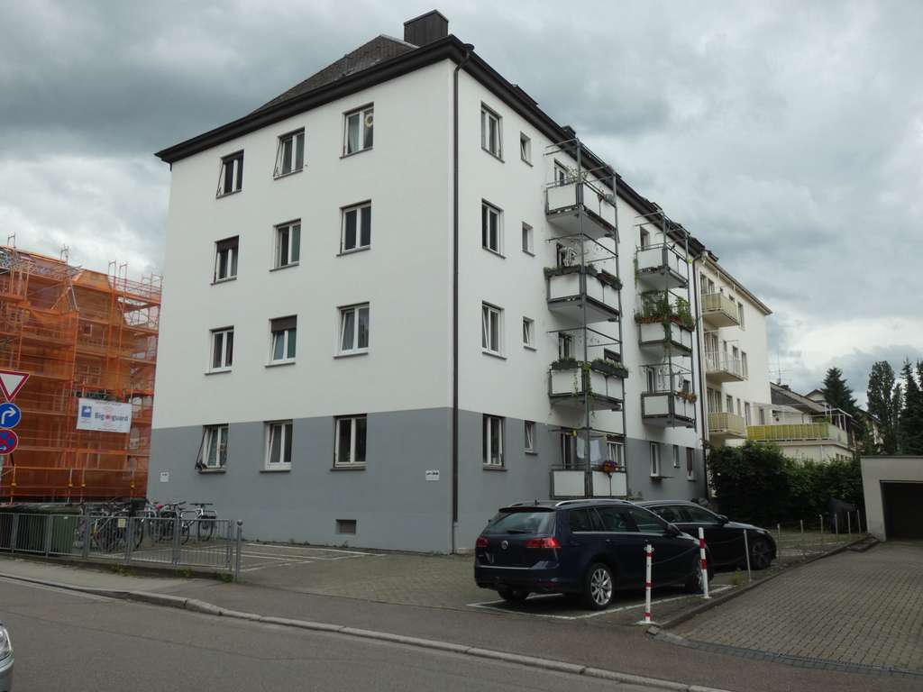 Immobilie in Freiburg im Breisgau - Preisgünstig wohnen in der 4-Zi.-Erbpacht ETW in Freiburg/Citylage - Bild 3