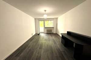 Gut geschnittene 2-Zimmer Wohnung mit Loggia in Röthenbach-West, sofort frei – Nürnberg – Vorschaubild 2