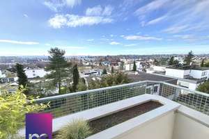 Helle & bezugsfreie 4,5-Zimmer-Wohnung mit Balkon – Fantastischer Blick über Esslingen – Die vollständige Adresse der Immobilie erhältst du vom Anbieter., 73732 Serach, Esslingen am Neckar – Vorschaubild 3