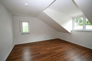 Wohnen am Regenufer!! Neuwertige 3,5 ZKB-Wohnung mit Dachterrasse – 93057 Sallern-Gallingkofen, Regensburg – Vorschaubild 5