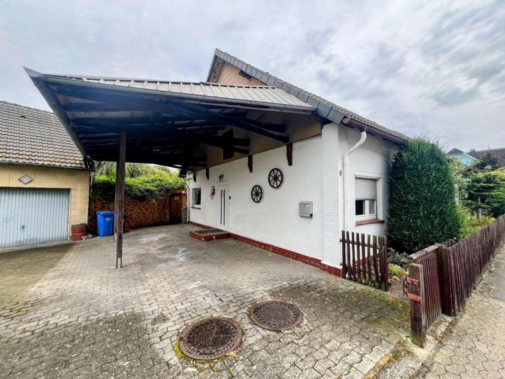 Immobilie in Meine - Geräumiges Einfamilienhaus mit Nebengebäude mit großen Grundstück im Zentrum von Meine - Bild 3