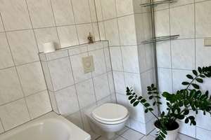 Platz für Ihre Ideen: Großzügiges Reihenmittelhaus in Köln-Ossendorf – Franz-RaveauxStrasse 32, 50827 Ossendorf, Köln – Vorschaubild 14