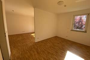 Von privat - Seniorenwohnung in der Wohnanlage Albaretto, bewohnbar ab einem Alter von 50 Jahren – Die vollständige Adresse der Immobilie erhältst du vom Anbieter., 86156 Kriegshaber, Augsburg – Vorschaubild 6