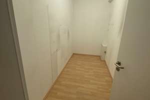 +++Attraktive Seniorenwohnung mit Balkon+++ – Eginhardstraße 7 A, 10318 Karlshorst, Berlin – Vorschaubild 6