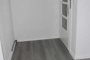 Großzügige Zwei-Zimmerwohnung im 2.OG – Von-Beckerath-Str. 4, 47799 Krefeld – Vorschaubild 4