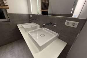 Moderne, sehr hochwertig ausgestattete 4,5 Zimmer-DG-Wohnung * EBK * großer Balkon * TG-Stellplatz – 71069 Sindelfingen – Vorschaubild 12