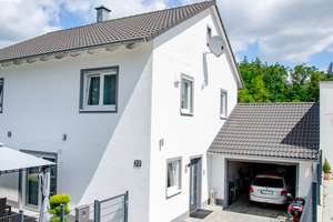 Äußerst gepflegtes Haus am Stadtrand von Sulzbach-Rosenberg – Die vollständige Adresse der Immobilie erhältst du vom Anbieter., 92237 Sulzbach-Rosenberg – Vorschaubild 3