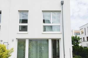 Wohnen am Riedberg: Nachhhaltiges Passivhaus mit Skyline-Panorama – 60438 Kalbach-Riedberg, Frankfurt am Main – Vorschaubild 5