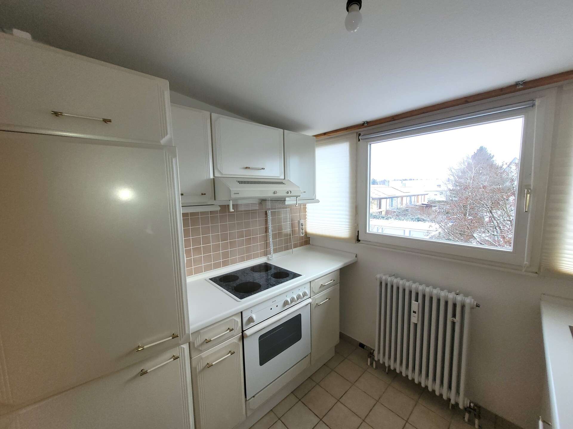 Immobilie in Poing - Charmantes 1-Zi.-DG-Appartement mit Dachgaube & durchdachtem Raumkonzept ! - Bild 4