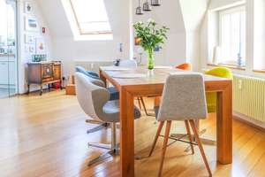 Exklusive Dachgeschosswohnung mit Süd-/West-Terrasse im stilvollen Jahrhundertwendehaus – Die vollständige Adresse der Immobilie erhältst du vom Anbieter., 40479 Pempelfort, Düsseldorf – Vorschaubild 12