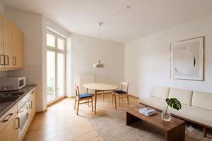 Charmanter Altbau-Traum in Potsdam-Babelsberg: 3-Zimmer-Wohnung mit Balkon & Top-Anbindung