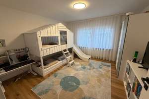 Platz für die ganze Familie – moderne Doppelhaushälfte mit Garten und Terrasse in ruhiger Lage – Die vollständige Adresse der Immobilie erhältst du vom Anbieter., 90765 Stadeln, Herboldshof, Mannhof, Fürth – Vorschaubild 13