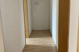 Charmante 2-Zimmer-Wohnung: frisch saniert und zentral gelegen – Berliner Straße 92, 38226 Lebenstedt, Salzgitter – Vorschaubild 3