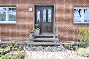 Haltern am See - Lavesum: Schönes Zweifamilienhaus renoviert super Grundstück Doppelgarage zu verkau – Die vollständige Adresse der Immobilie erhältst du vom Anbieter., 45721 Haltern am See – Vorschaubild 2