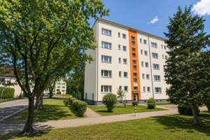 3-Zimmer ETW mit Balkon in Borna  – Die vollständige Adresse der Immobilie erhältst du vom Anbieter., 4552 Borna – Vorschaubild 1