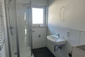 Gepflegte 4-Zimmer-Wohnung mit Balkon – Grenadierweg 24, 26129 Haarentor, Oldenburg (Oldenburg) – Vorschaubild 3