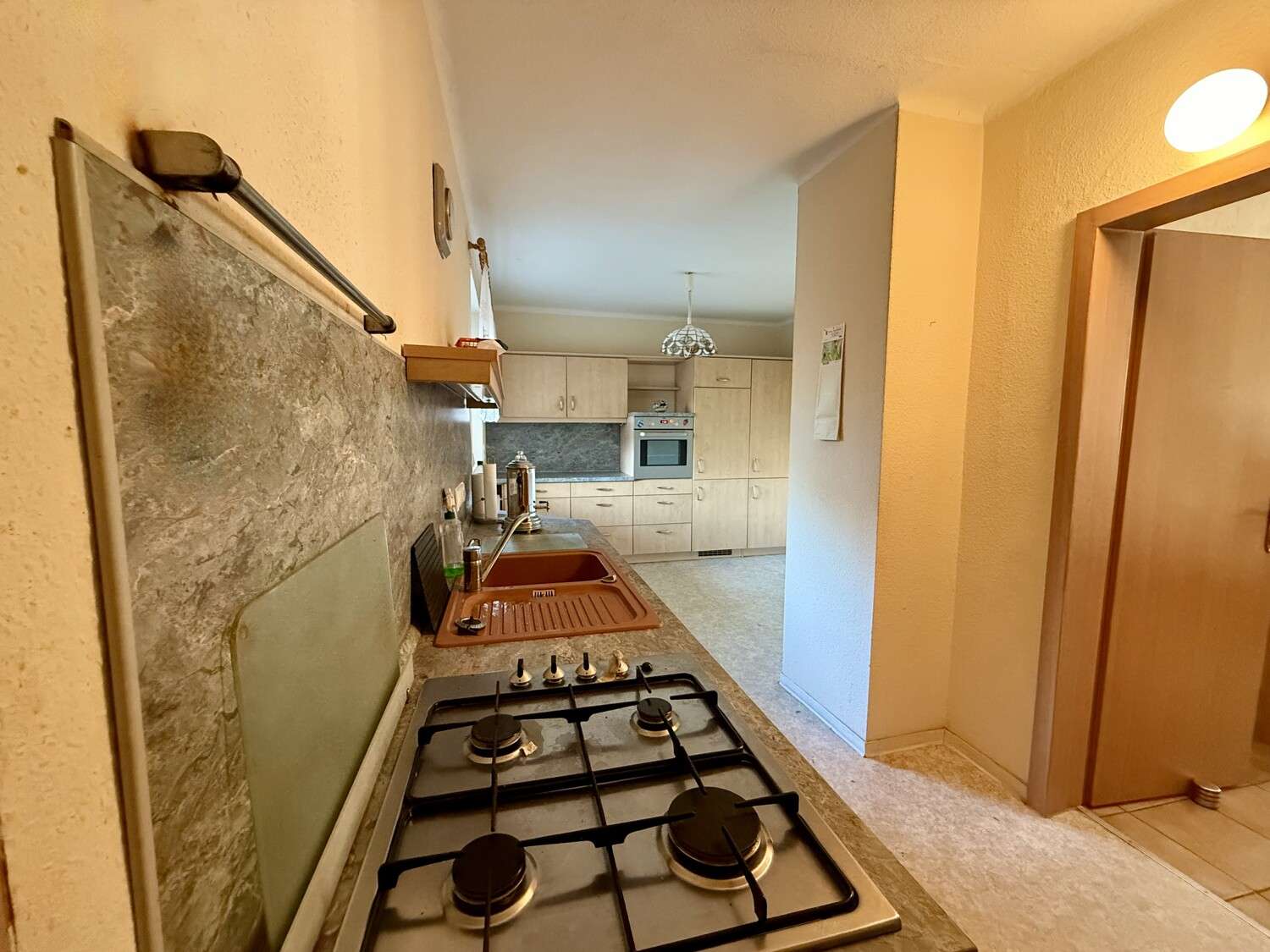 Immobilie in Markranstädt - Charmantes Reihenmittelhaus mit Potenzial für Familienleben - Bild 3