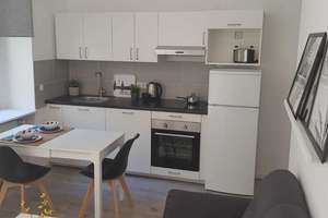 Charming Furnished 2 rooms apartment in Charlottenburg – Kamminer Str. 4, 10589 Charlottenburg, Berlin – Vorschaubild 2