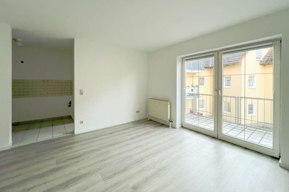 Immobilie in Herbsleben - Renovierte & bezugsbereite Eigentumswohnung mit Balkon & Stellplatz - Bild 11