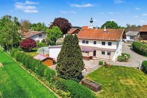 Traumhaftes Familienhaus mit Pool und großem Garten – Willkommen zu Hause