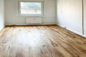 Frisch sanierte 3-Raum-Wohnung mit Balkon am Cäcilienpark – Oswaldstr. 9, 4317 Reudnitz-Thonberg, Leipzig – Vorschaubild 4