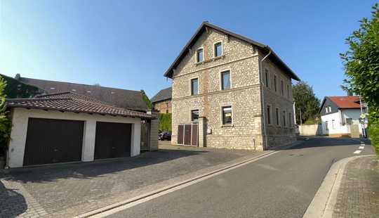 Bild von EUPORA® Immobilien: Schöner Winzerhof mit Scheunen und Weinkellern in Essenheim bei Mainz.